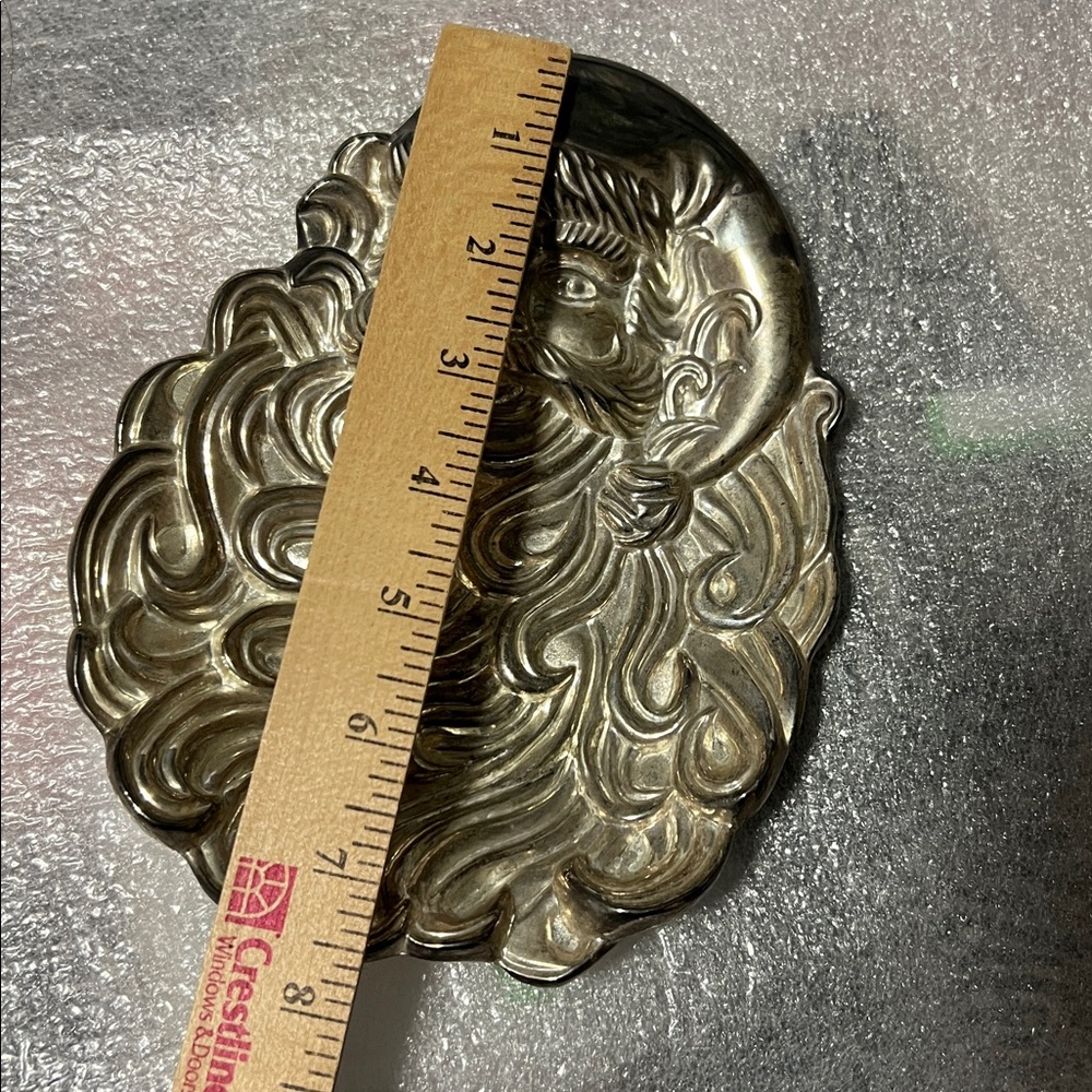 International Silver Company Santa Claus candy trinket dish - Picture 3 of 8